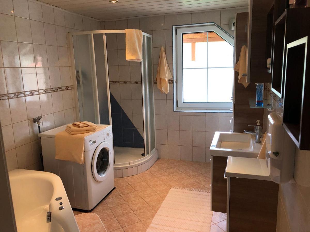 Ferienwohnung Stiftsgartenblick 圣兰布雷希特 外观 照片